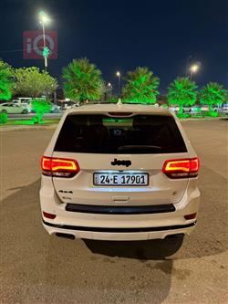 جیپ گراند شیرۆکی